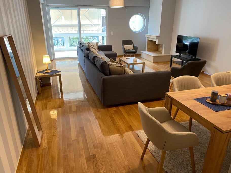 Classy 3Br With 2 Bathrooms Apartment In Marousi Athén Kültér fotó